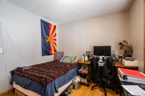 2910 Newhall St, Milwaukee WI 53211-3223 exterior