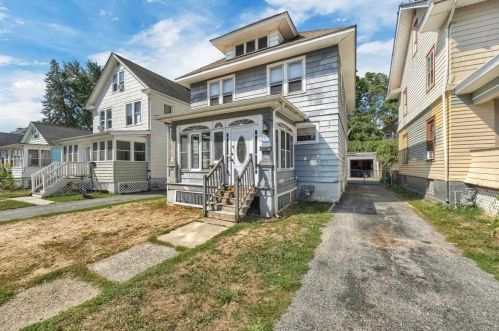 12 Edgar St, Poughkeepsie, NY 12603-2702