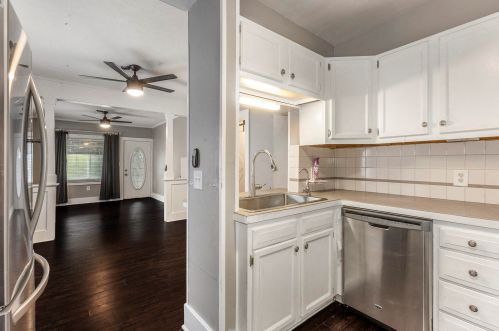 116 32nd St, Grand Rapids MI 49512-1774 exterior