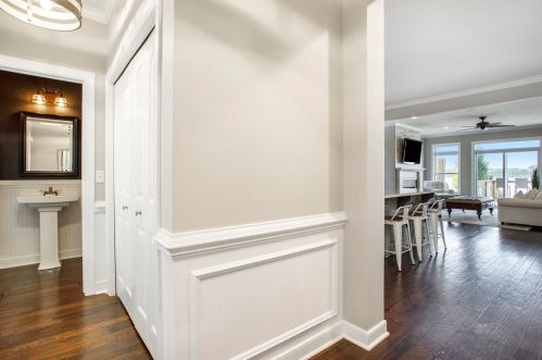 1216 Frst Dr, Kalamazoo MI 49002-6318 exterior