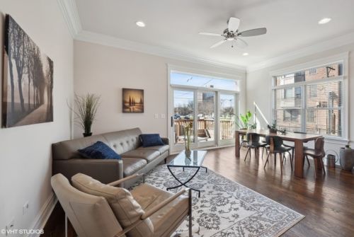 421 50 St, Chicago IL 60615-2222 exterior