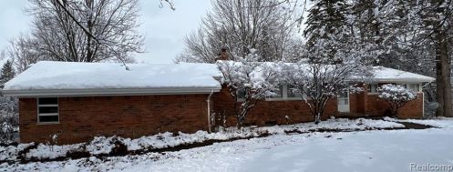 1070 Wattles Rd, Troy MI  48085-4902 exterior