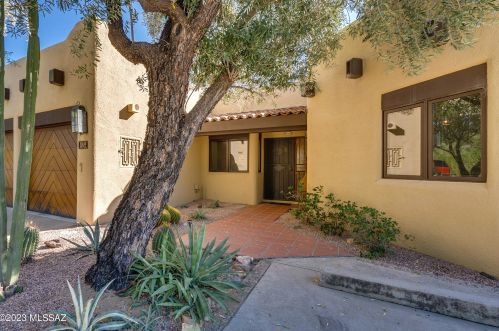 121 Roma Dr, Tucson, AZ 85737-7669