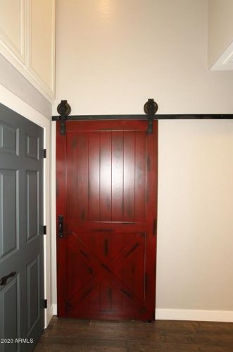 4515 Chisum Trl, Phoenix AZ  85050-8568 exterior