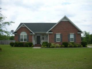302 Bugle Call Dr, Raeford, NC 28376-7932