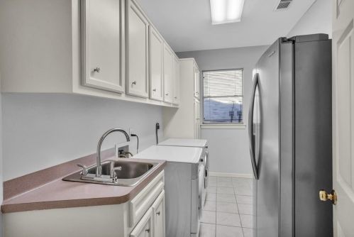 11 Greenview St, Montgomery TX 77356-8456 exterior