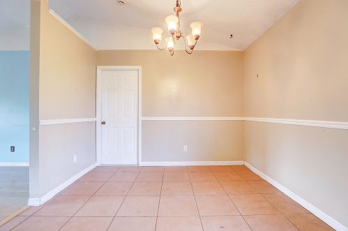 581 Ferris Dr, Fort Pierce FL 34983-8631 exterior