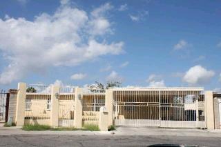 2114 Holladay St, Tucson AZ  85706-3421 exterior