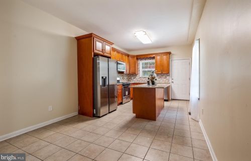 194 Passaic St, Trenton NJ  08618-4607 exterior