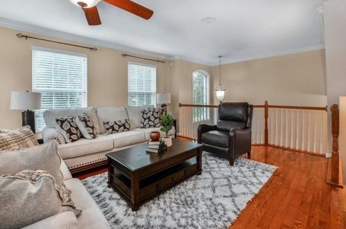 121 Chapel Harbor Dr, Pittsburgh PA  15238-3155 exterior