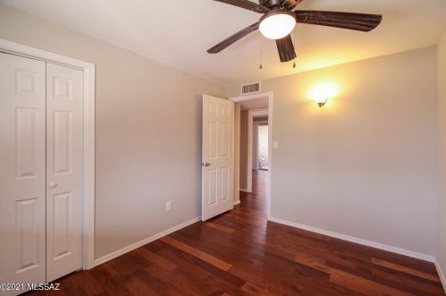 12011 8 St, Tucson AZ 85719-5411 exterior