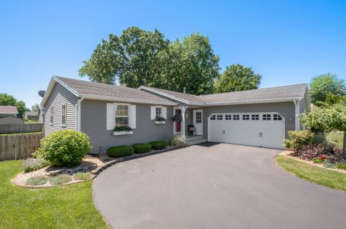 4490 Missaukee Ave, Wyoming MI exterior