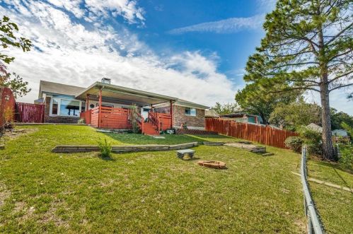 1311 Lakeshore Dr, Irving TX 75060-6675 exterior