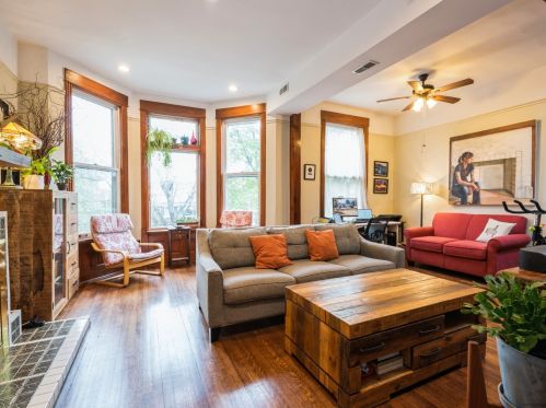 4052 Paulina St, Chicago IL 60613-2520 exterior