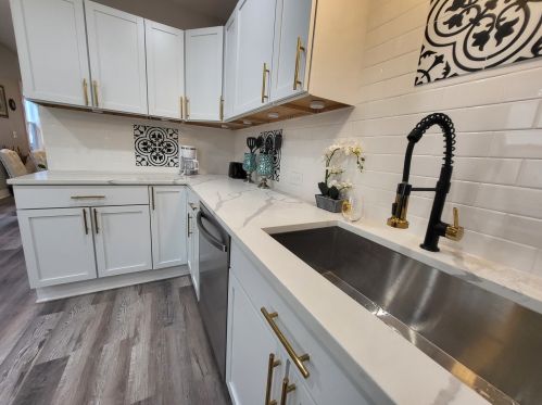 2837 Farrell St, Chicago IL 60608-5707 exterior