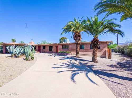 7051 4th St, Tucson, AZ 85710-2208
