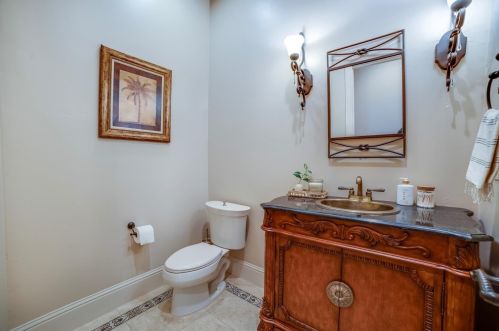 668 Glen-mady Way, Folsom CA 95630-6275 exterior