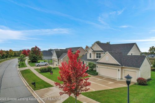 11720 Murano Dr, Dewitt, MI 48820-7895