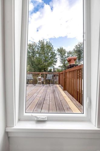 2646 Russell Blvd, Saint Louis MO 63104-2608 exterior