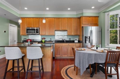 87 Dix St, Boston, MA