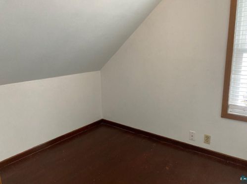 5222 Avondale St, Duluth MN 55804-1313 exterior