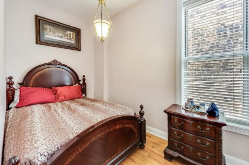 2513 Walton St, Chicago IL 60622-4510 exterior