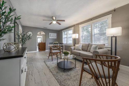 6718 11 St, Tampa FL 33604-3215 exterior