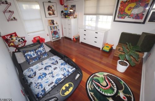 61 Coldevin Rd, Clark NJ  07066-1206 exterior