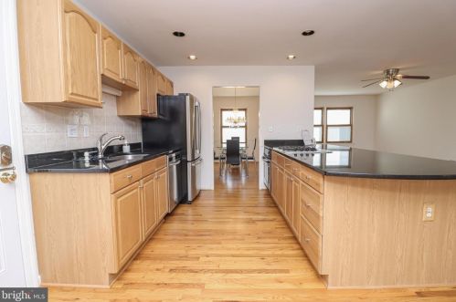 5469 Marlin St, Rockville MD 20853-3608 exterior