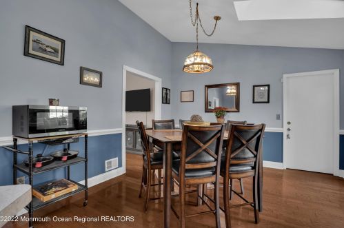 984 Woodlane Rd, Jackson Twp NJ 08527-1556 exterior