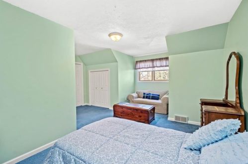 124 Frd St, Pittsburgh PA 15122-4106 exterior