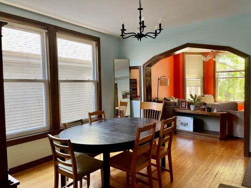 2108 Belle Plaine Ave, Chicago IL 60618-2102 exterior