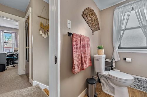 843 Florence Ave, Pittsburgh PA 15202-2720 exterior