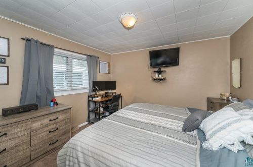 5415 Wyoming St, Duluth MN 55804-1360 exterior