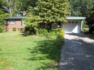 116 Banner Dr, Greenville, SC 29611-3824