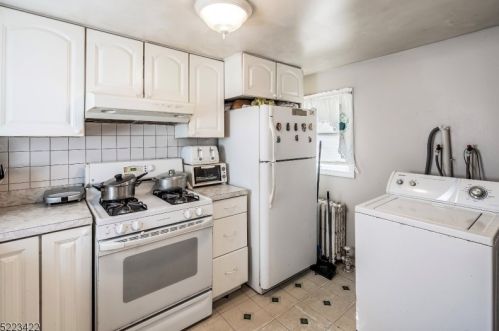 157 Richards Ave, Dover NJ 07801-4193 exterior