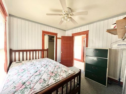 2260 Stafford Ave, Grand Rapids MI 49507-2351 exterior