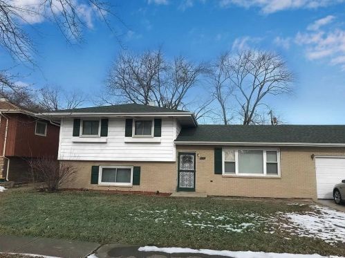 8810 Lakewood Ave, Gary, IN 46403-2227