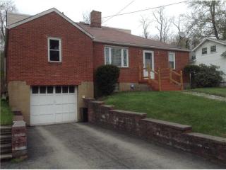 243 Rosecrest Dr, Monroeville, PA 15146-4041