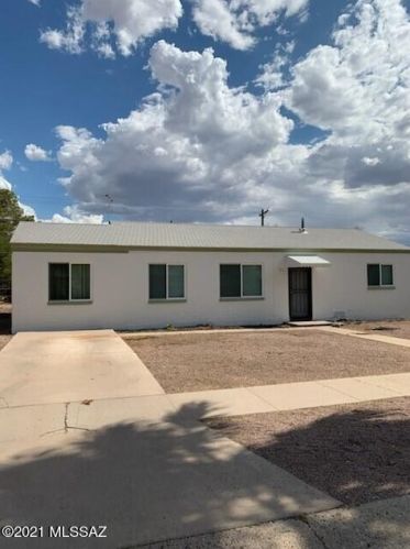 4634 13th St, Tucson AZ  85711-4210 exterior