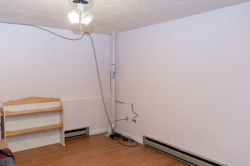 23 Stefaniak Ave, Webster MA 01570-2008 exterior