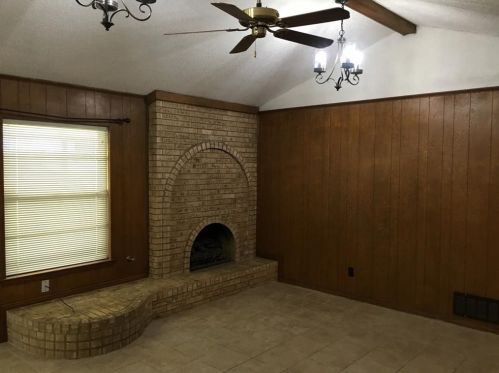 1137 Jeffery Trl, Irving TX  75062-6953 exterior