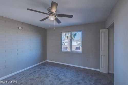 5852 30 St, Tucson AZ 85713-3606 exterior