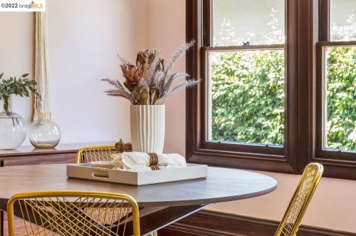 2718 Russell St, Berkeley CA 94705-2333 exterior