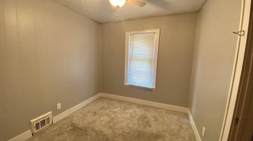 1323 Muskegon Ave, Grand Rapids MI 49504-3250 exterior