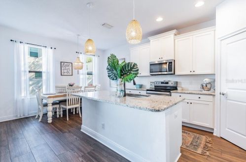 3031 Meadow St, Tampa FL 33611-5519 exterior