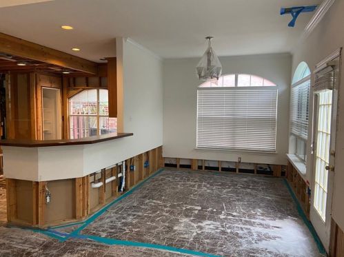 9015 Clearhurst Dr, Dallas, TX 75238-3382