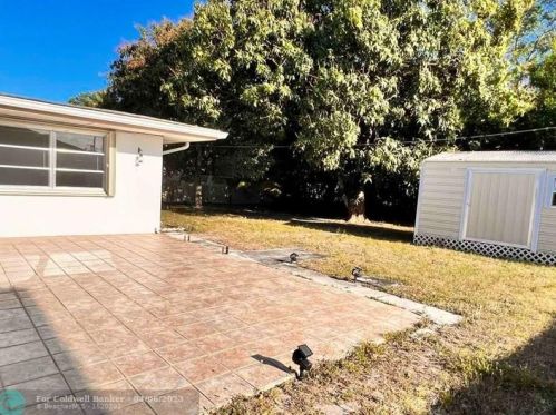 124 Lobster Rd, Fort Pierce FL  34983-1718 exterior