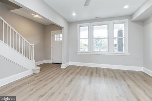 2704 6th St, Washington, DC 20017-1338