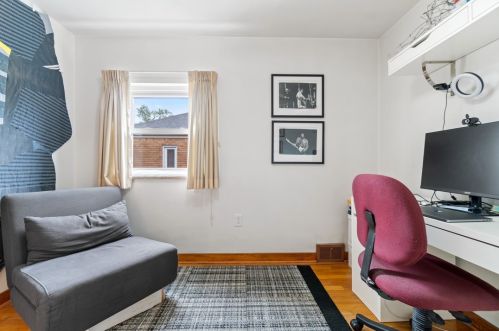 7205 Mcclure Ave, Pittsburgh PA  15218-2307 exterior